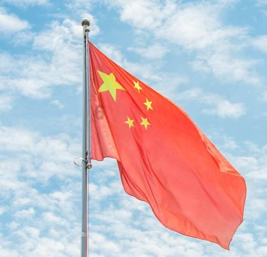 射击红色鸟